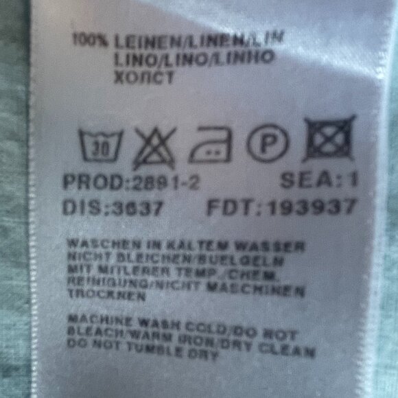 BOSS Hugo Boss Light Blue Button-Down Linen Shirt. Slim  Size: XL - Picture 12 of 15